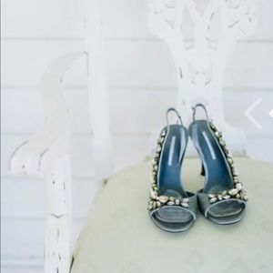 Steel blue grey Vera Wang heels 8.5